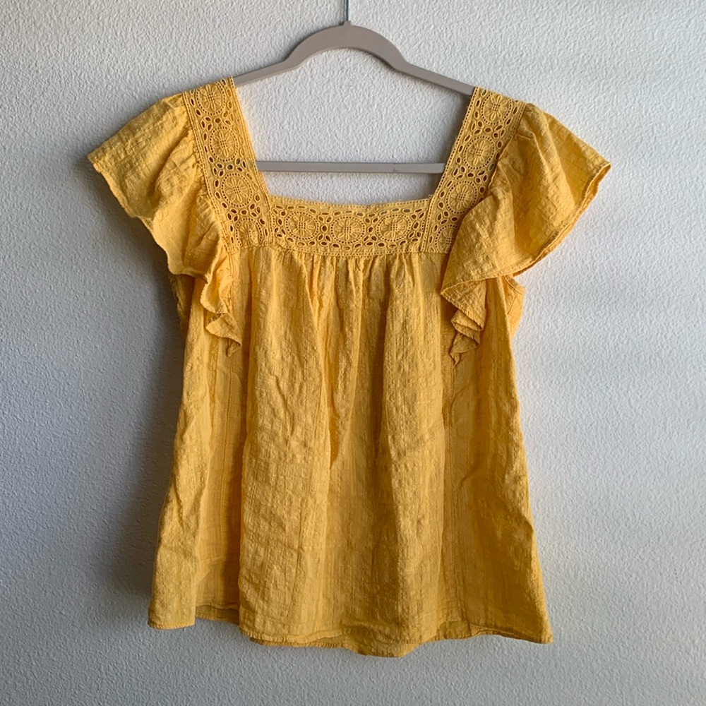 Max Studio Yellow Ruffle Blouse size XS